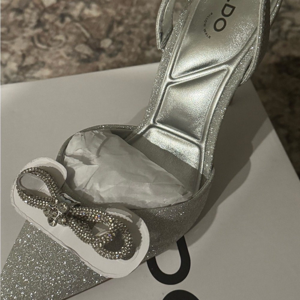 Aldo Silver Addie Shoes - Picture 3 of 11